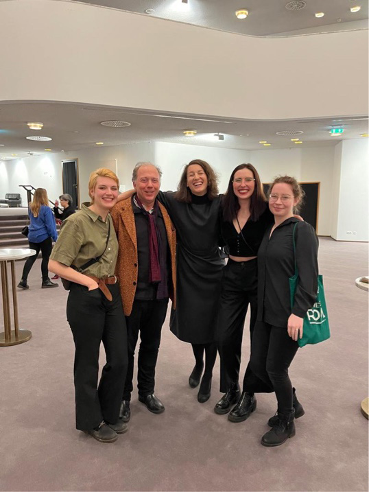 5 Personen